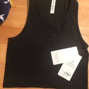 NWT, Vneck, Aurora, Crop Rib Tank, Black, M